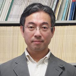 先生画像